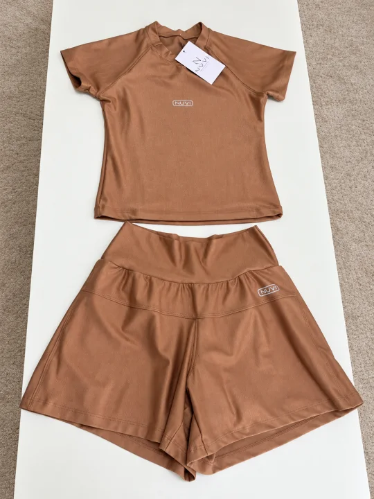 Conjunto short duplo + blusa manguinha