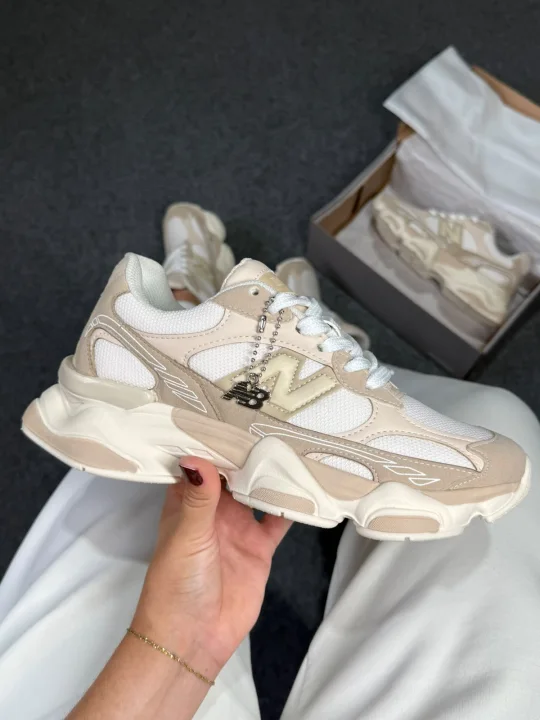 New Balance 9060R