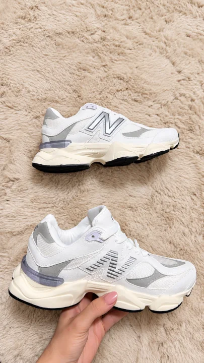 Tênis New Balance 9060